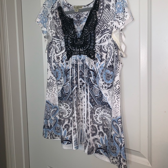 Blue Live and Let Live Blue Top - Picture 1 of 12